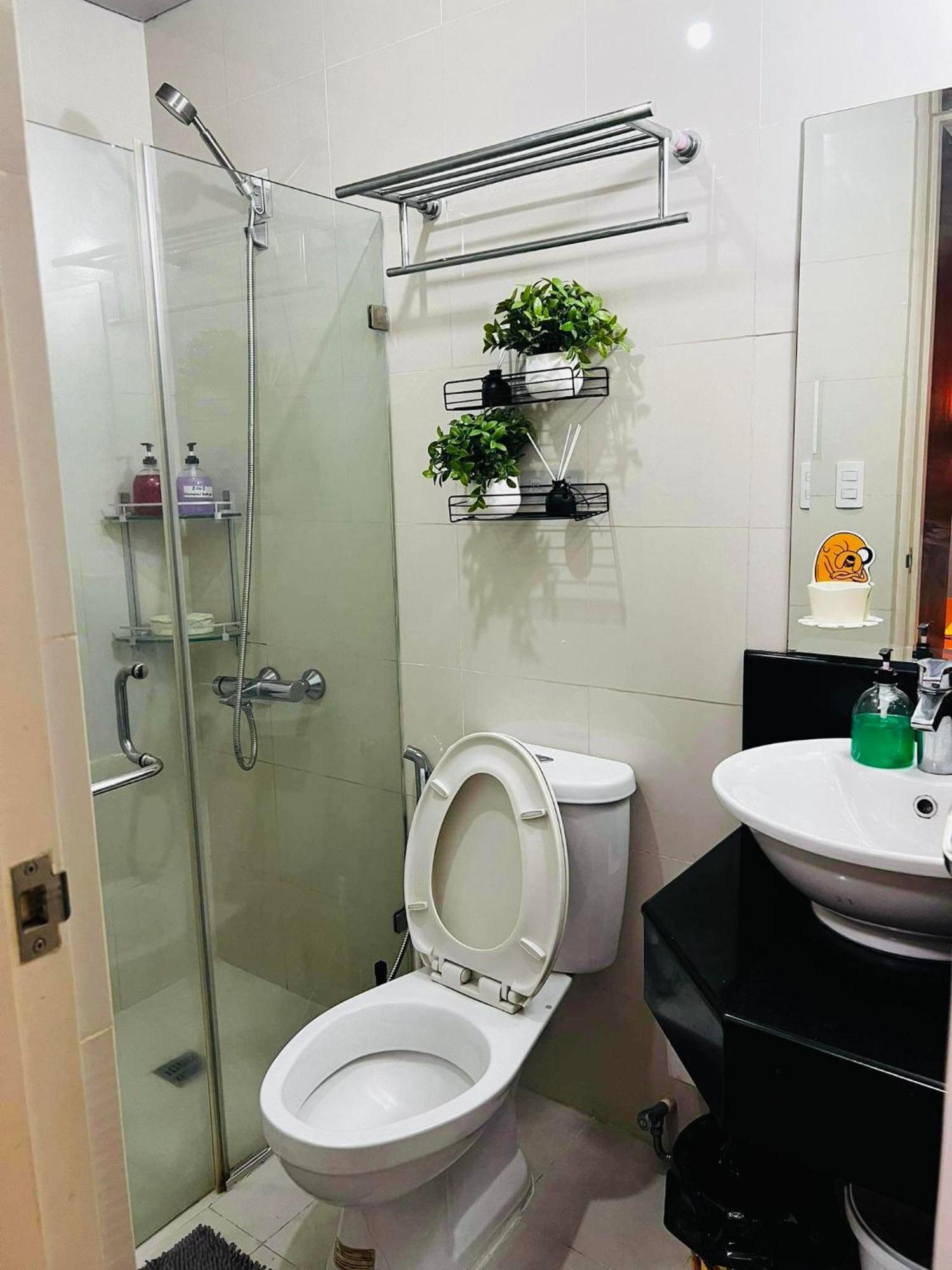 One Palm Tree Villas Condominium - Studio 10O With Balcony - Across Terminal 3 Airport Manila Luaran gambar