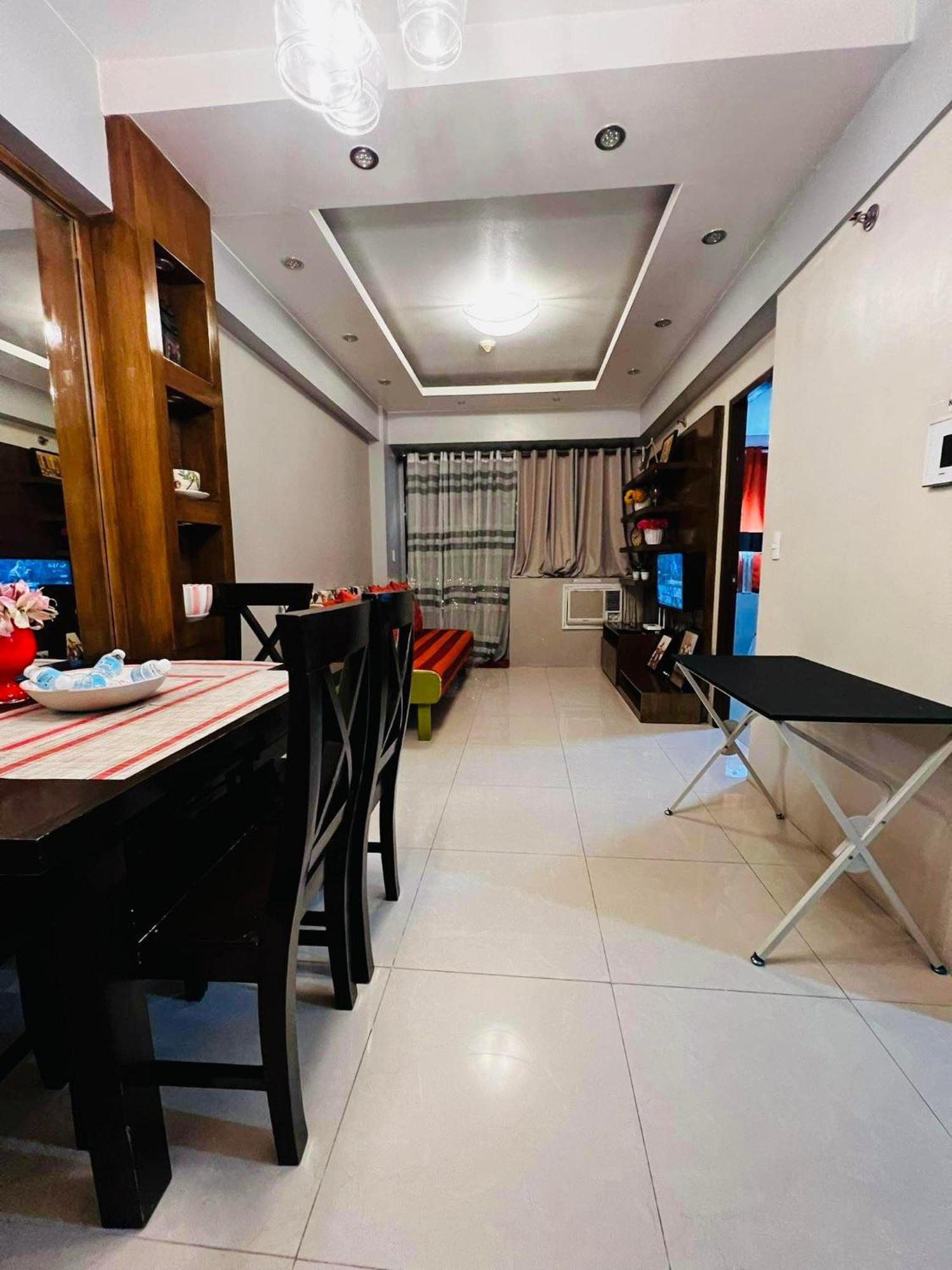One Palm Tree Villas Condominium - Studio 10O With Balcony - Across Terminal 3 Airport Manila Luaran gambar