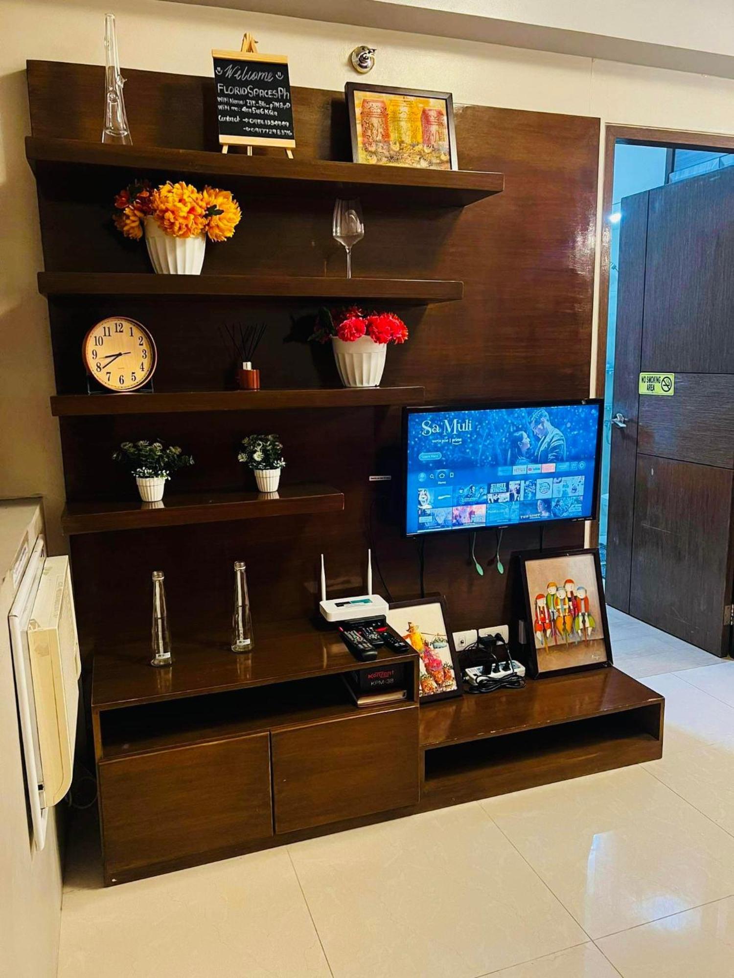 One Palm Tree Villas Condominium - Studio 10O With Balcony - Across Terminal 3 Airport Manila Luaran gambar